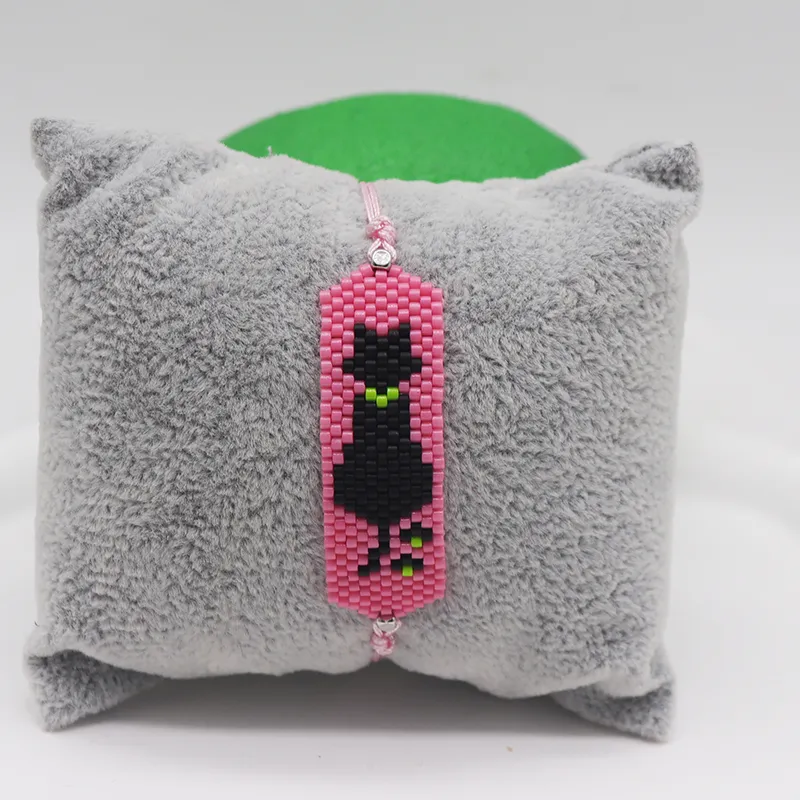 Beaded Cat Bracelet