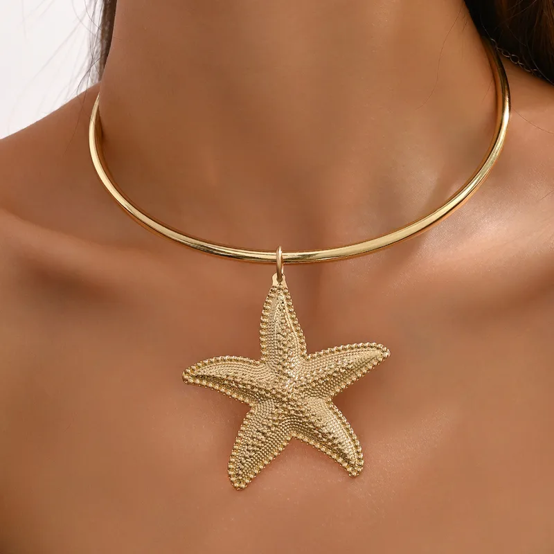 Elegant Starfish Pendant Choker Necklace