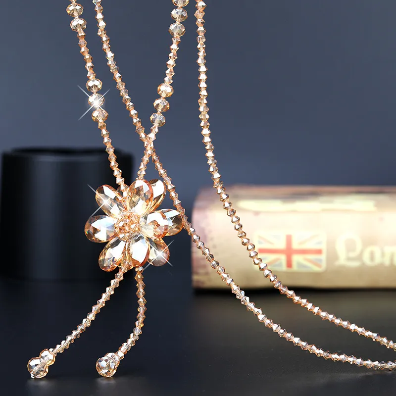 Artistic Flower Crystal Pendant Necklace