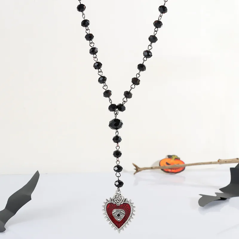 Gothic Retro Heart Pendant Necklace