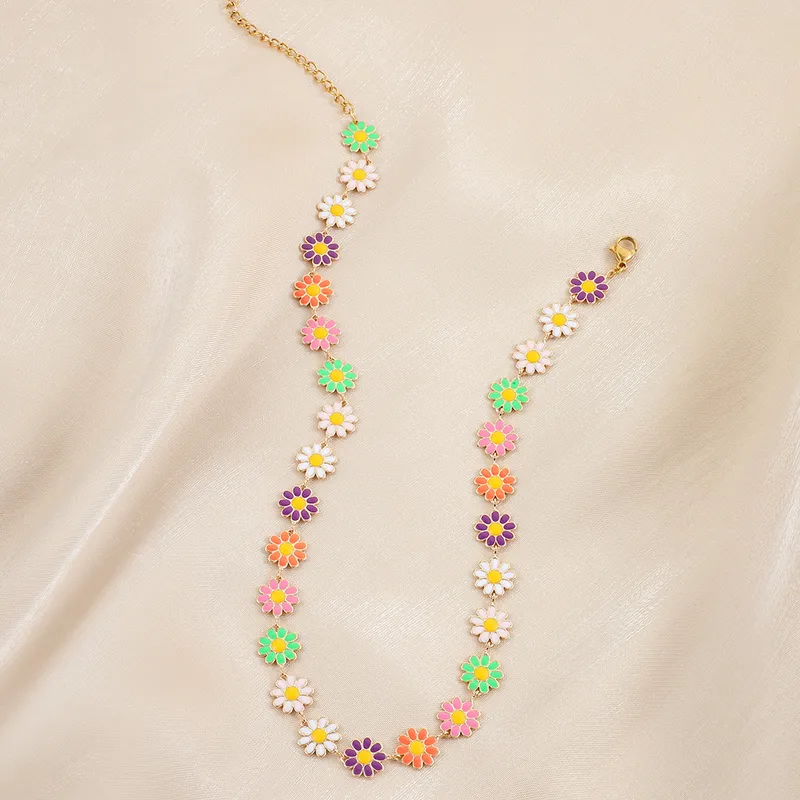Floral Charm Alloy Necklace